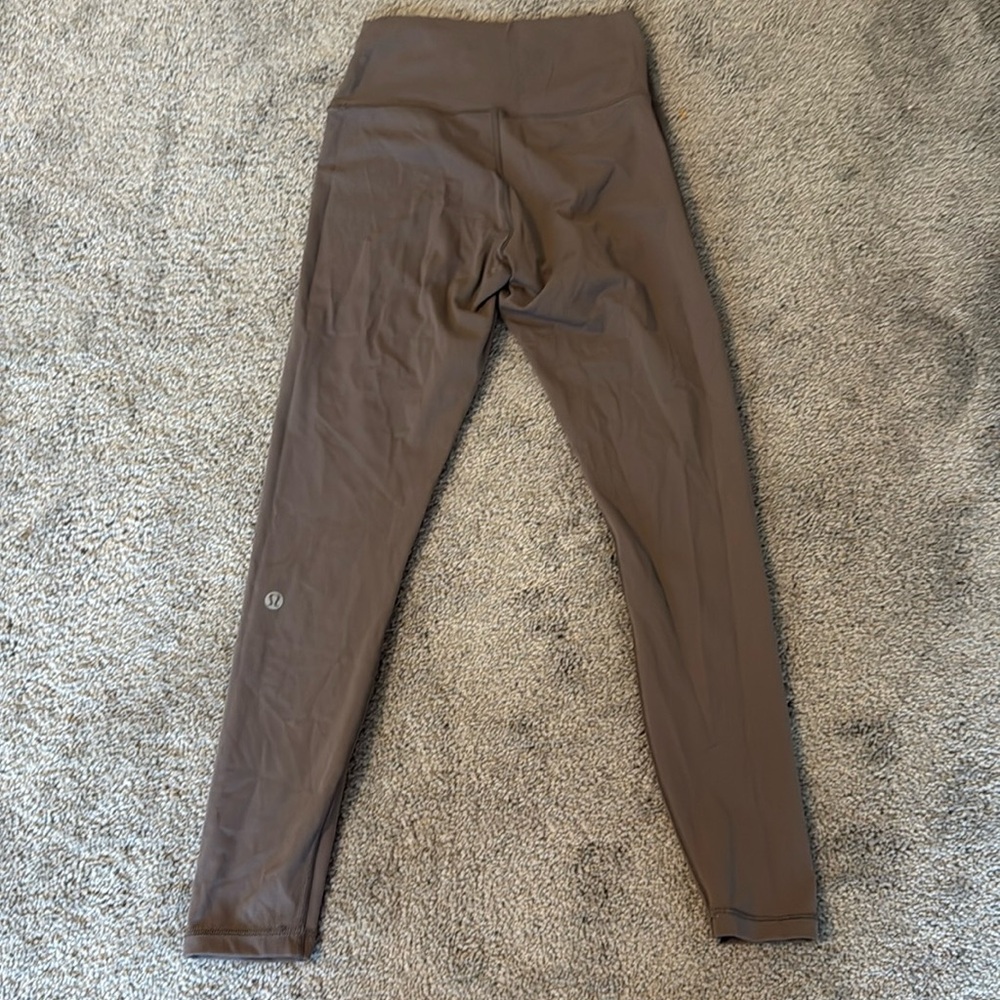 Lululemon leggings 7/8 length mauve size xs